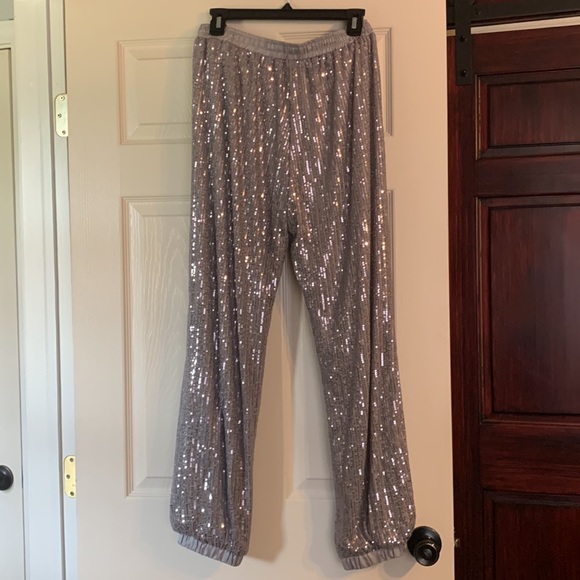 Silver sequin sparkly pants || size large - Picture 3 of 5